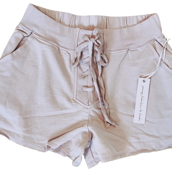 YOUNG FABULOUS & BROKE NWT Payton Lace Up Shorts Size Medium in Grey Iris - Picture 8 of 12
